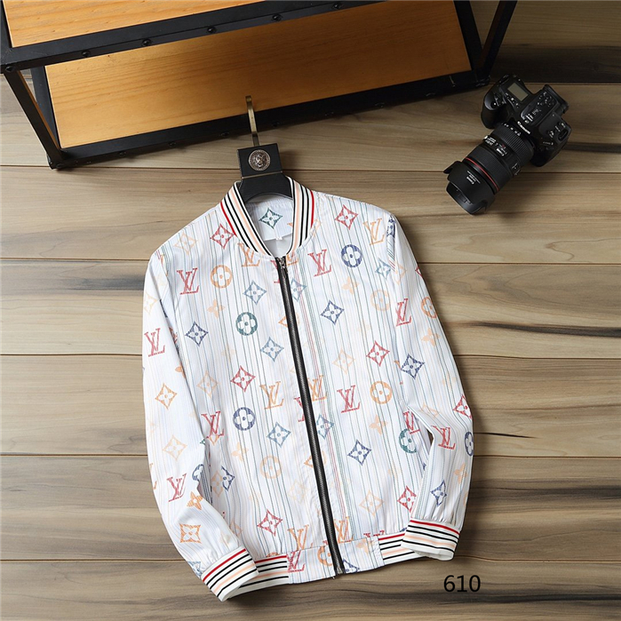 LV Men's Outwear 214